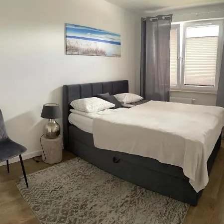 アパート Teczowa *